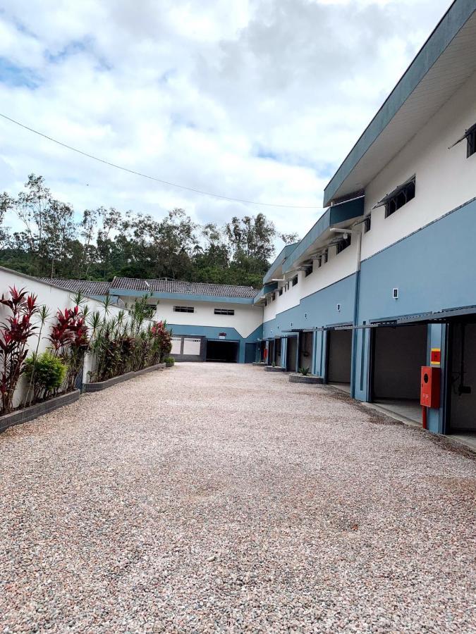 Shampoo Prime Motel ブルスケ エクステリア 写真