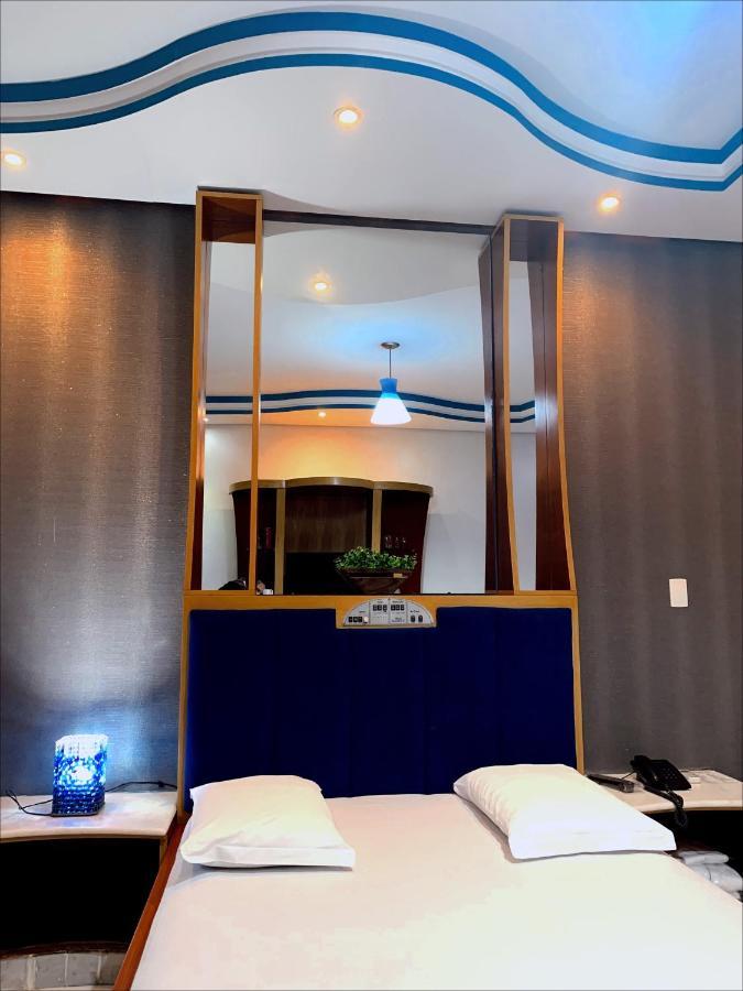 Shampoo Prime Motel ブルスケ エクステリア 写真